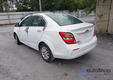 2020 Chevrolet Sonic Fwd Lt из США, поврежденный, VIN 1G1JD5SB7L4140587